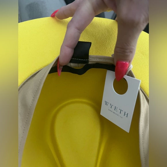 Wyeth Piper Hat, Bright Yellow, NWT - Picture 7 of 7